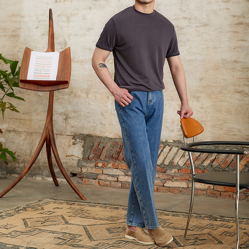 Round Neck Slim Fit T-shirt