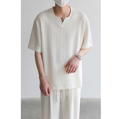 Loose V-neck T-shirt